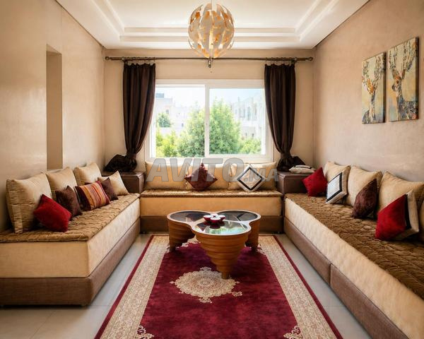APPARTEMENT TRÈS CHIC AVEC PISCINE