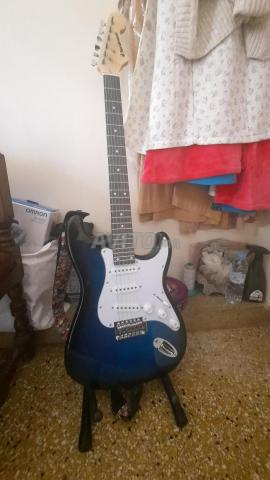 Guitare électrique Stratocaster à vendre - 2