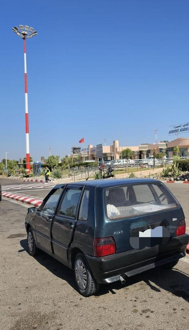 سيارة للبيع 