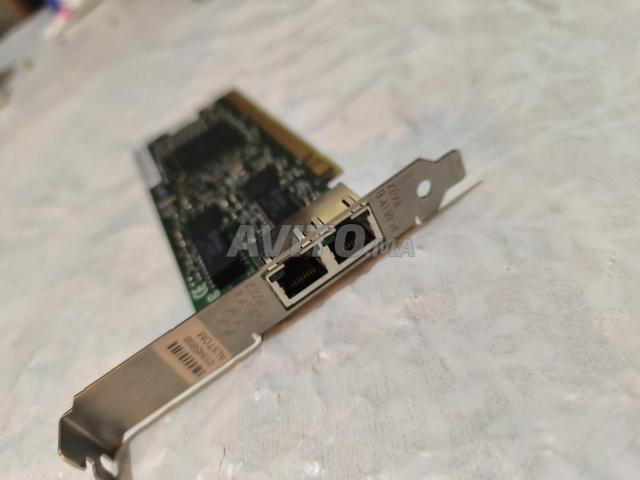 بطاقة شبكة Intel PRO/1000 PCI-Express - 2