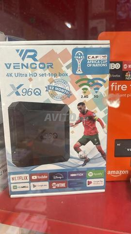 Android TV box avec 1 an d'abonnement IPTV