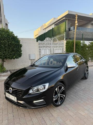 Volvo S60 D2 R Design motorisation 2 litres 2018