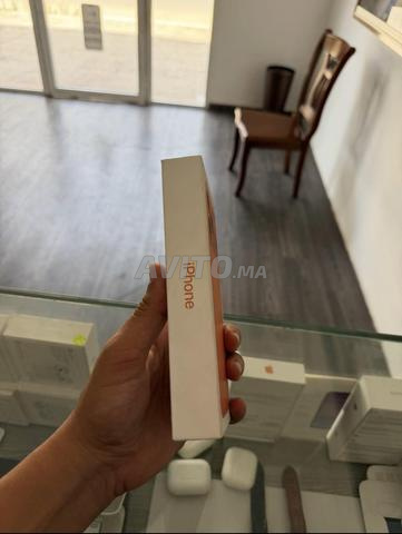 iPhone 17 Pro Max 256 Go Esim neuf boîte scellée - 2