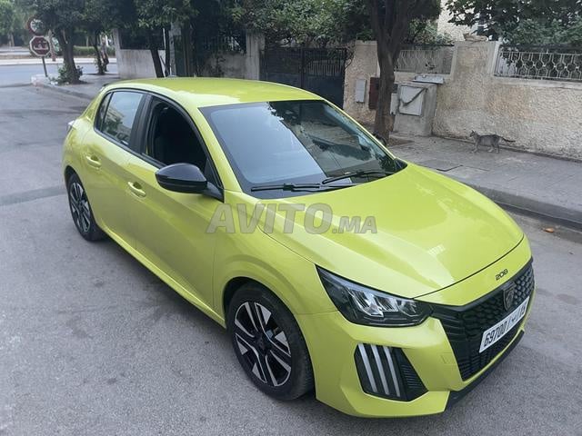 بيجو 208 اليد الأولى - 2