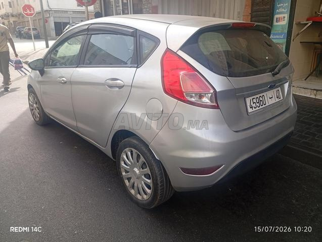 Ford Fiesta - 2