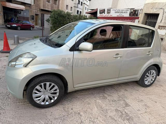 Daihatsu Sirion essence - 2