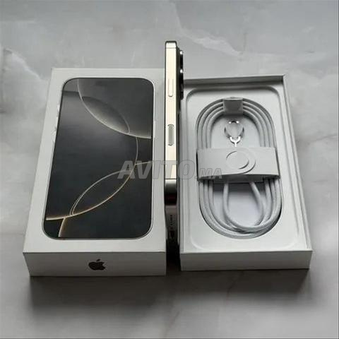 iPhone 16 Pro, SIM eSIM, excellente batterie - 2