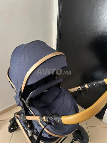عربة أطفال جديدة تقريبًا ومريحة