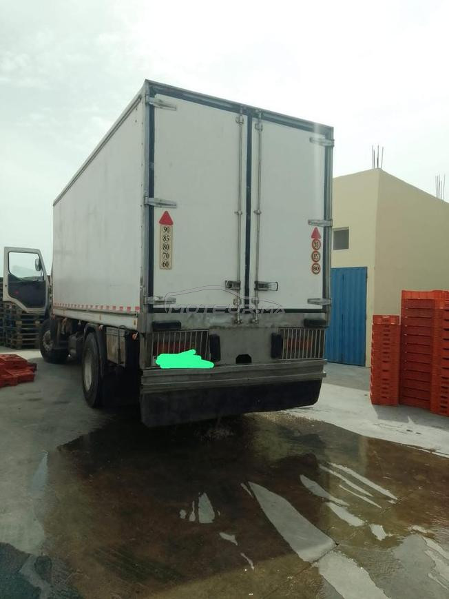 Renault 210 للبيع مع الكوشيط 