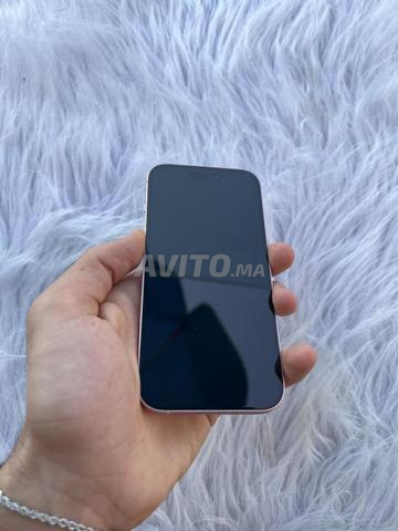 iPhone 15 - 2