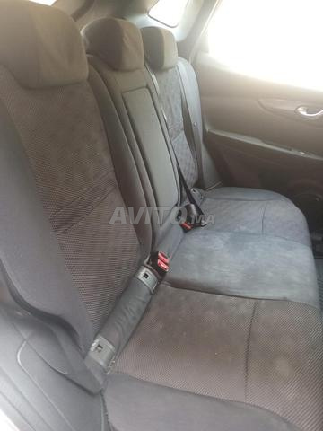 Nissan Qashqai Diesel Automatique 2015 à Salé - 2