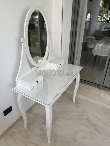     Coiffeuse blanche avec miroir - 2