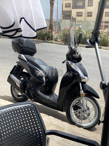 هوندا SH 300i موديل 2020 / 2024