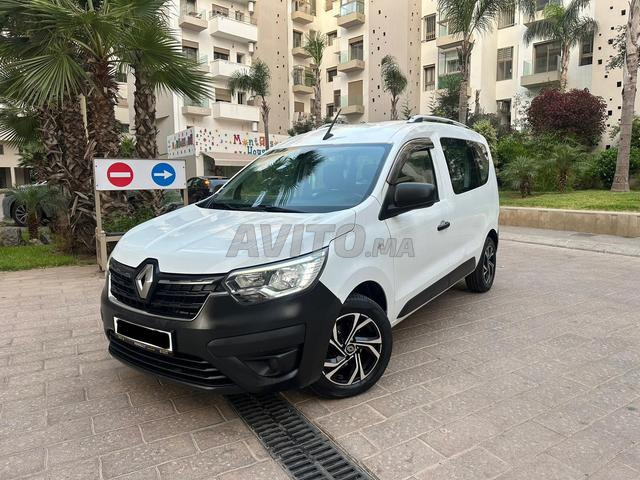Renault express modèle 2023 tt option à Casa