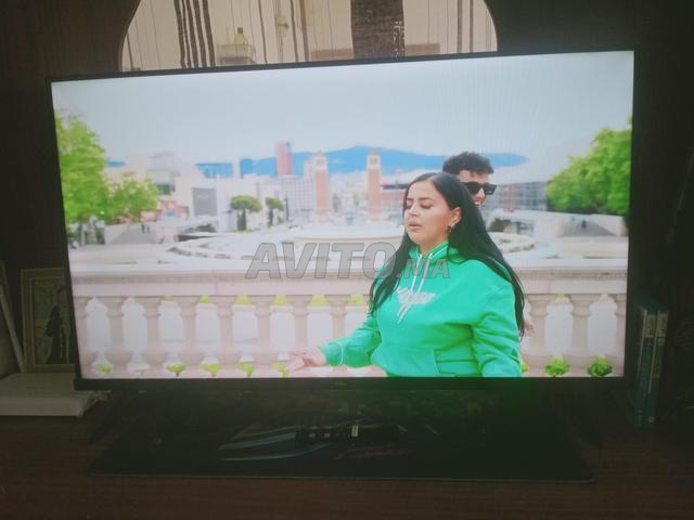 TCL 40 SmartTv - 2