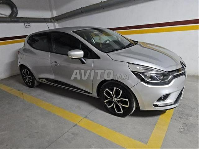 Renault Clio Diesel Manuelle 2017 à Casablanca - 2
