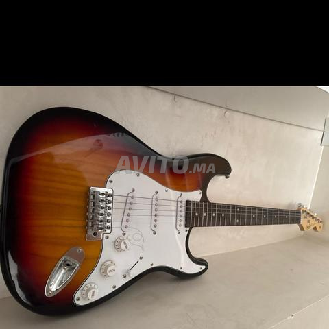 Guitare électrique Fender American Stratocaster - 2
