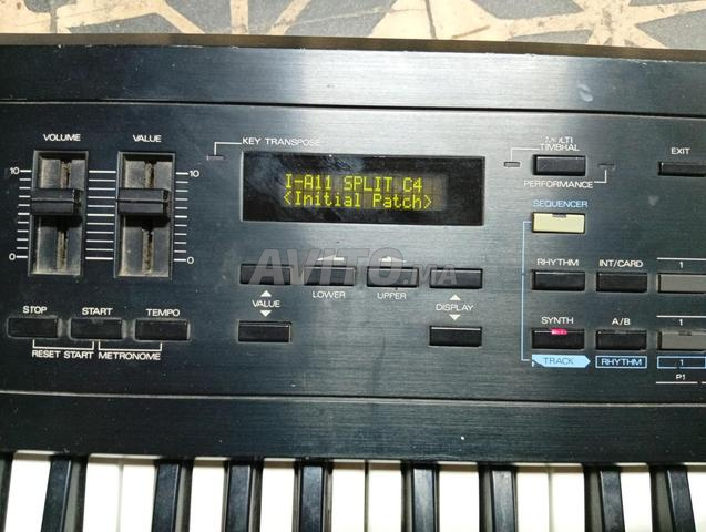 Roland D20 occidental besoin quelques réparations - 2