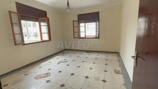 شقة للكراء 130 متر مربع بالجديدة