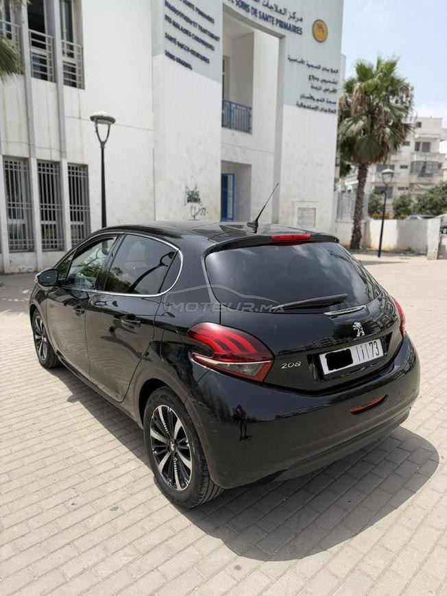 Peugeot 208 2020 with edition 1ere main