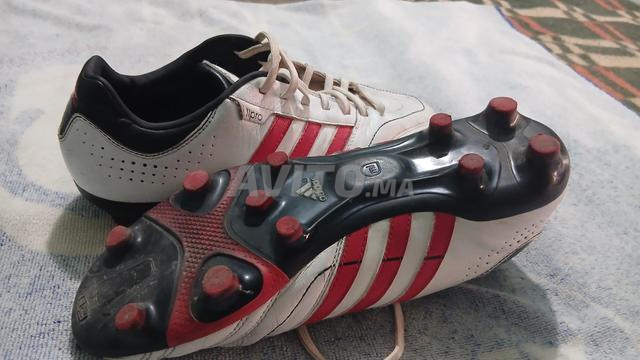 Encore propre, Gutas