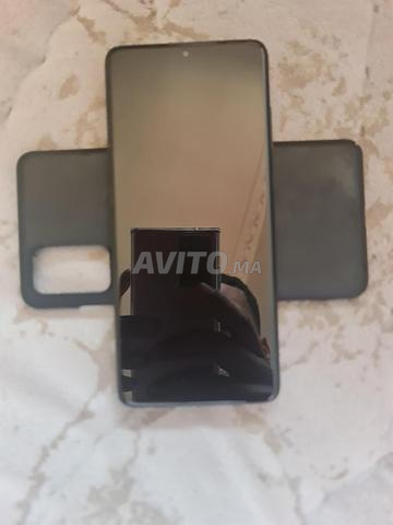 Galaxy S20 Plus 128 8 Neuf 10/10 - 2