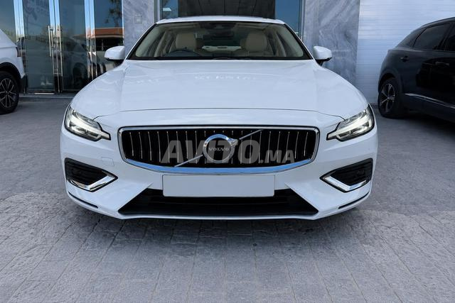 فولفو S60 T8 هايبرد فل أوبشن - 2