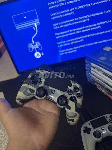 PlayStation 4 Pro avec 11 jeux - 2