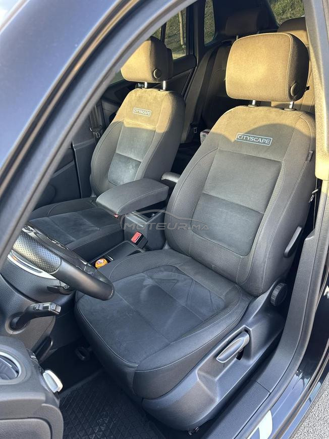 tiguan cityscap