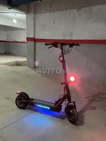 Trottinette électrique avec papiers, autonomie 30km, vitesse 47km
