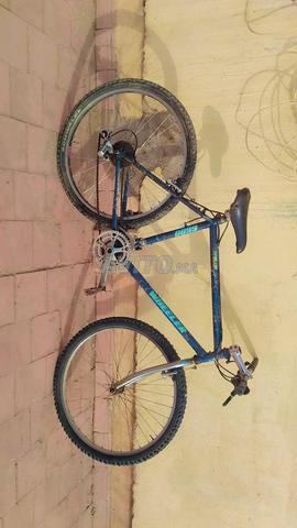 🚴 دراجة جبلية (VTT) للبيع بحالة جيدة جدًا