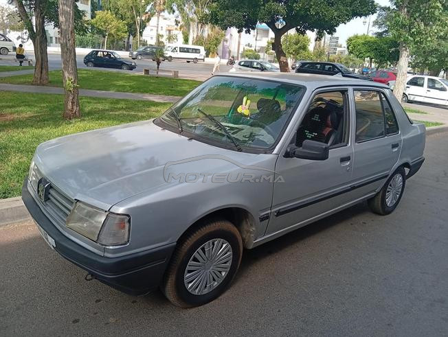 Peugeot309