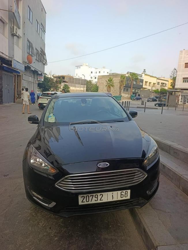 Ford focus berline 1ère main 