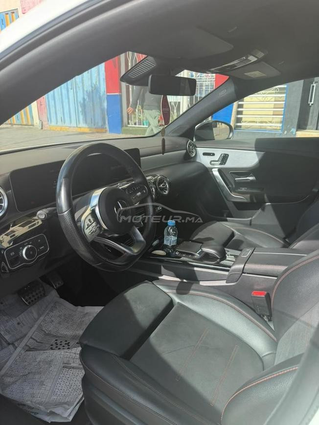 Mercedes-Benz classe CLA 220 d pack AMG 