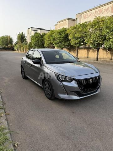 Peugeot 208 Diesel Manuelle 2023 à Kénitra