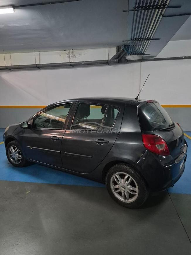 Renault Clio Essence Manuelle 2009 à Casablanca