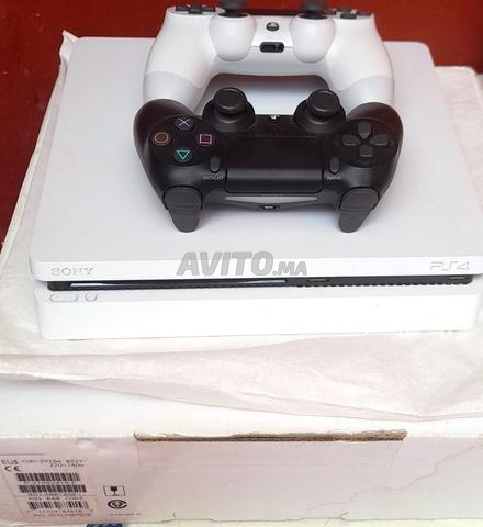 PS4 slim version 13.52 - 2