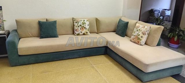 Magnifique Grand Salon Moderne en Velours - 2