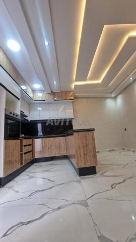 استوديو فارغ للإيجار راقي جداً – المعاريف