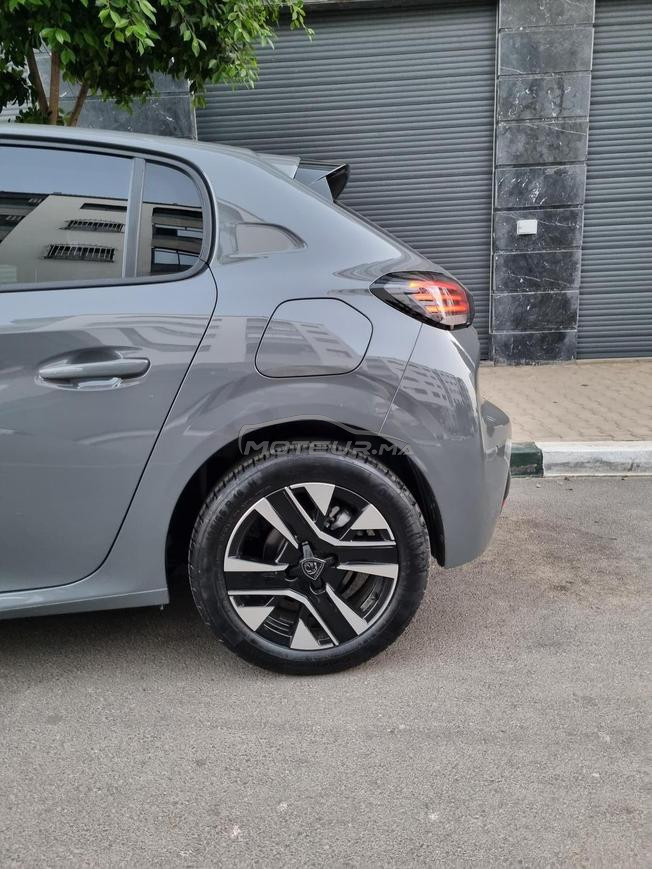 Peugeot 208 allure 