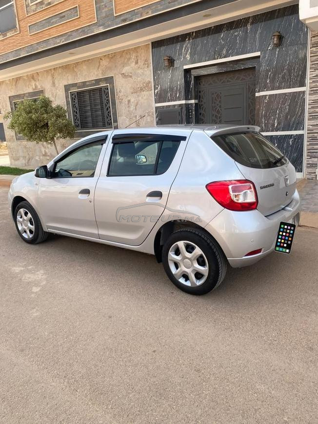 Dacia Sandero tout options tel 