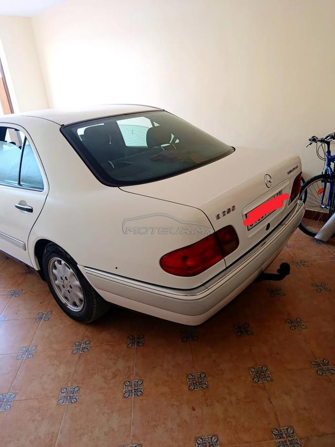 MERCEDES E290 TD MAGNIFIQUE 