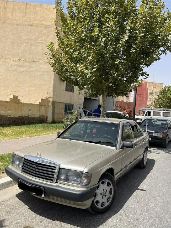 Mercedes-Benz 190 Diesel Manuelle 1988 à Taza
