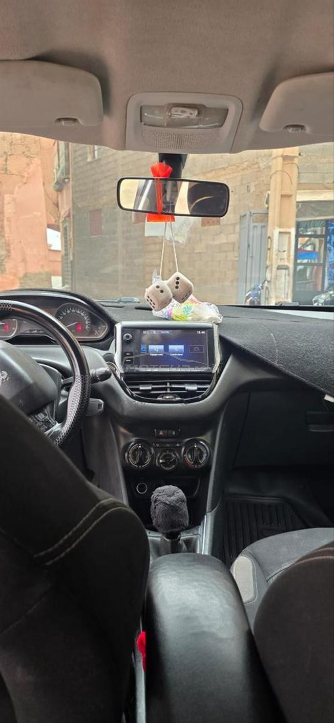 Peugeot 208 Diesel Manuelle 2016 à Marrakech