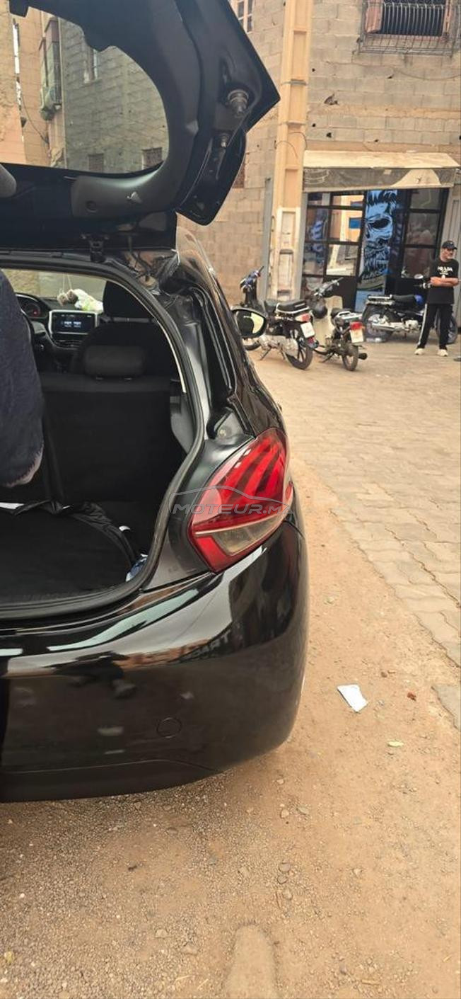 Peugeot 208 Diesel Manuelle 2016 à Marrakech