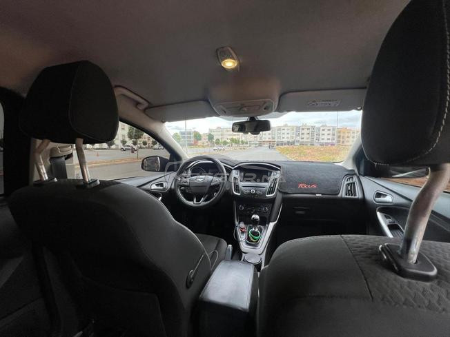 ford focus version sport 2016/12