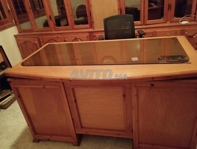 Je veux vendre un bureau en bois