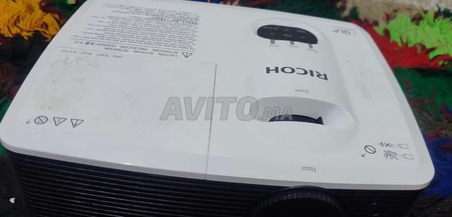 ريـكـو PJ S2440. داتا شو. بروجكتور - 2