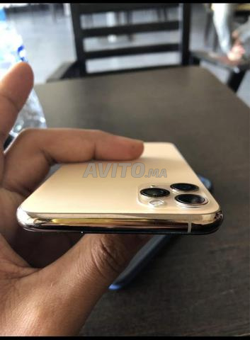 iPhone 11 Pro Max - 2