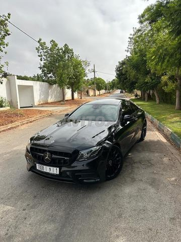 Mercedes-Benz E220d Coupé Full Options